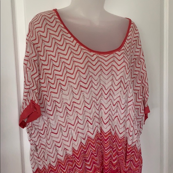 BCBG crochet beach coverup 70% silk - Picture 3 of 5